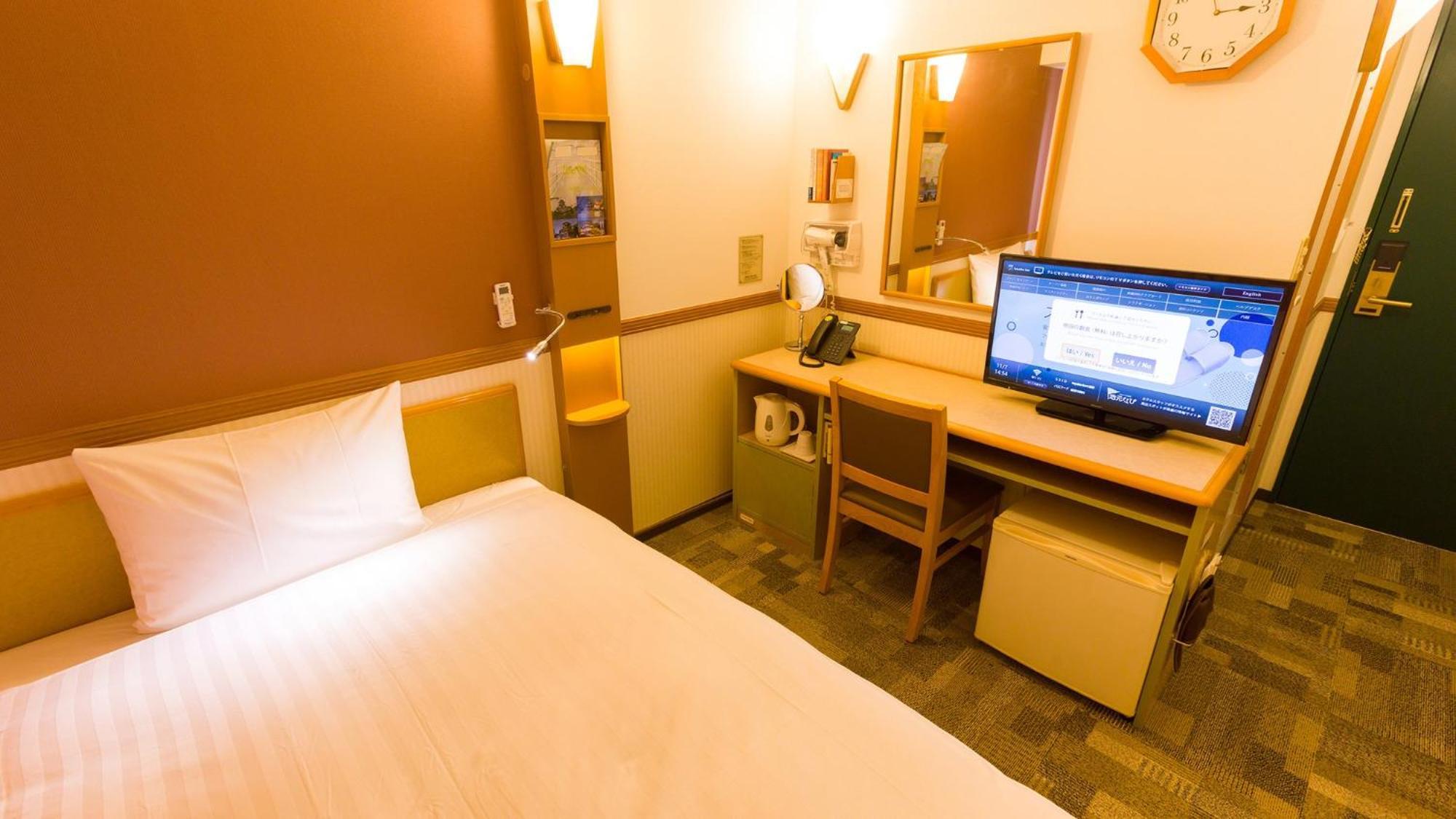 Toyoko Inn Takamatsu Hyogomachi חדר תמונה